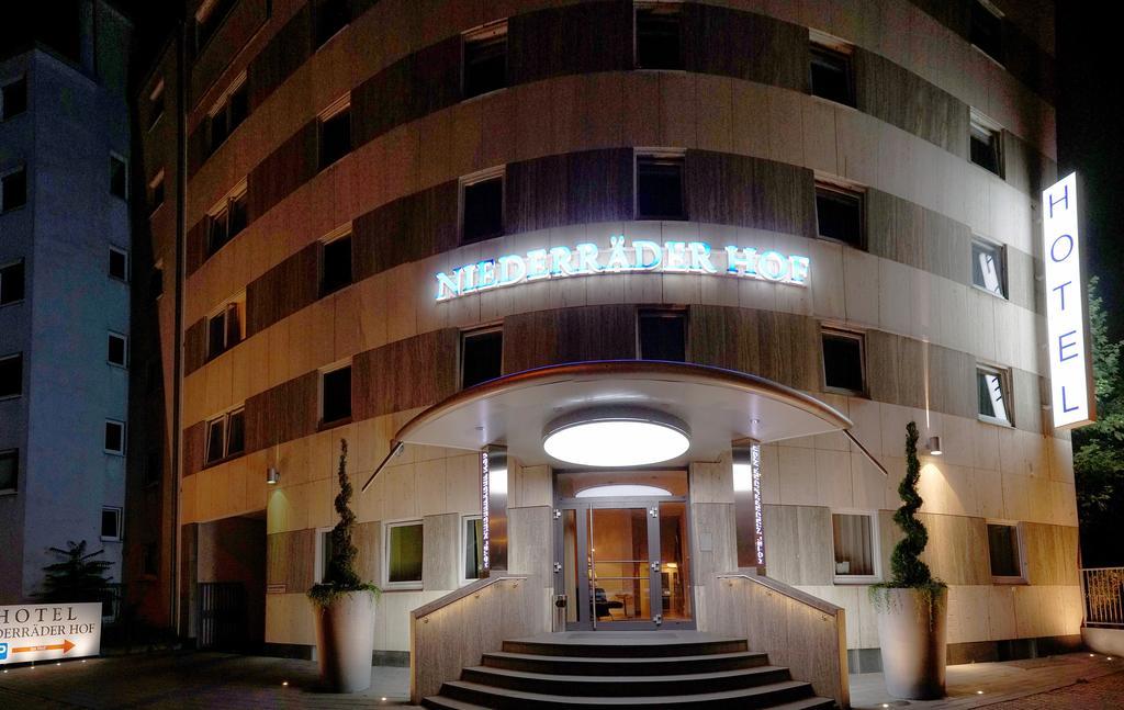 Hotel Niederraeder Hof Fráncfort del Meno Exterior foto